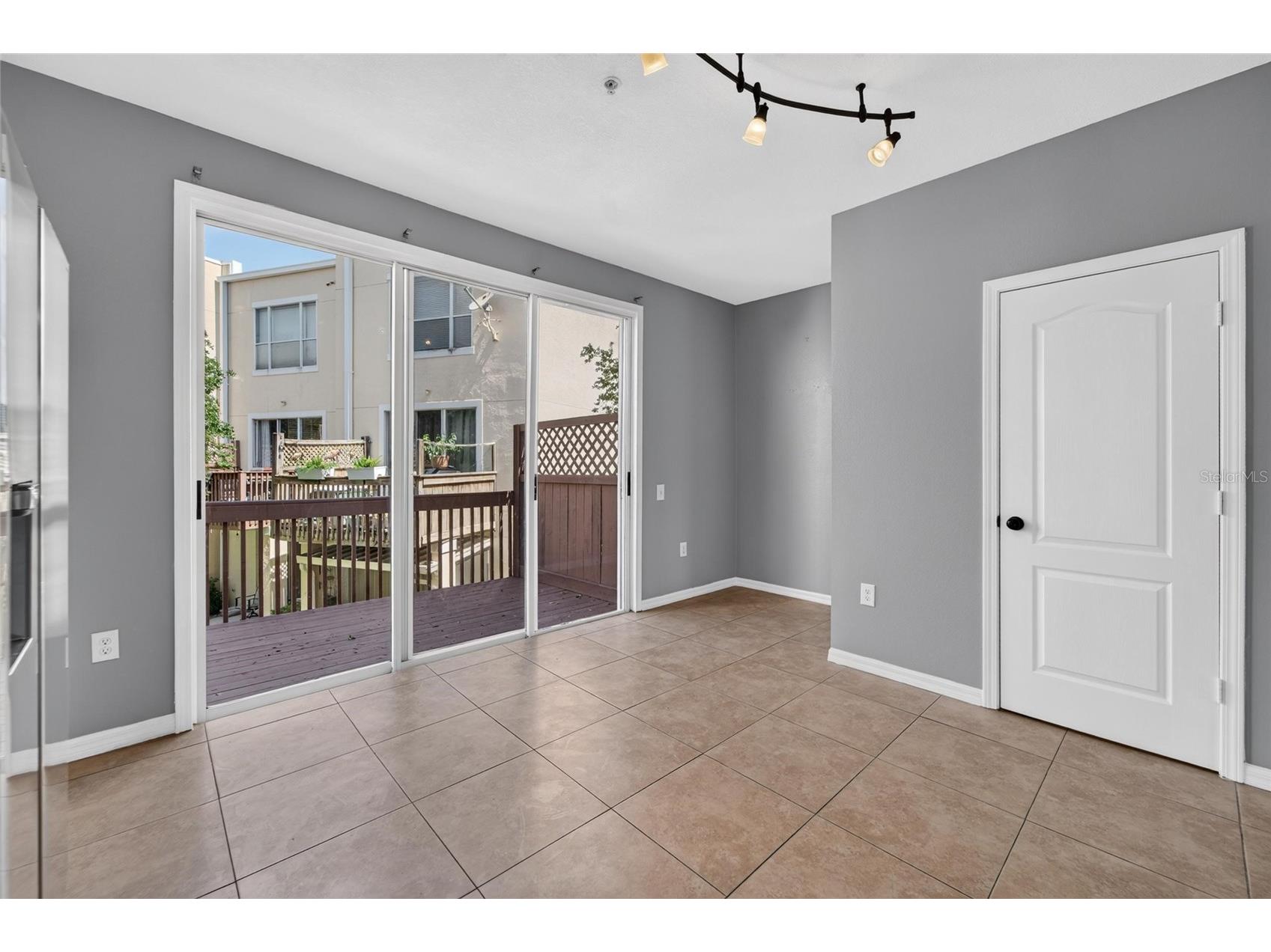 3186 Bayshore Oaks Drive Tampa FL 33611 TB8527370 image31