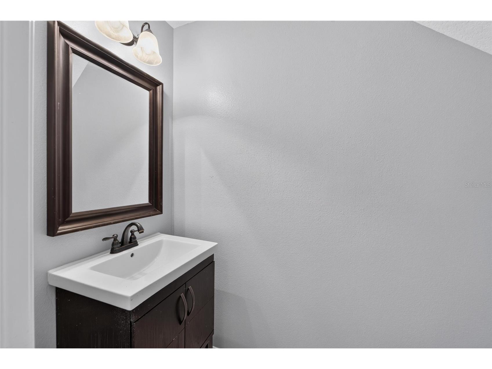 3186 Bayshore Oaks Drive Tampa FL 33611 TB8527370 image9
