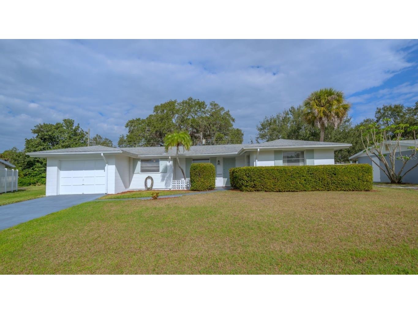 3186 Regatta Circle Sarasota FL 34231 A4558723 image1