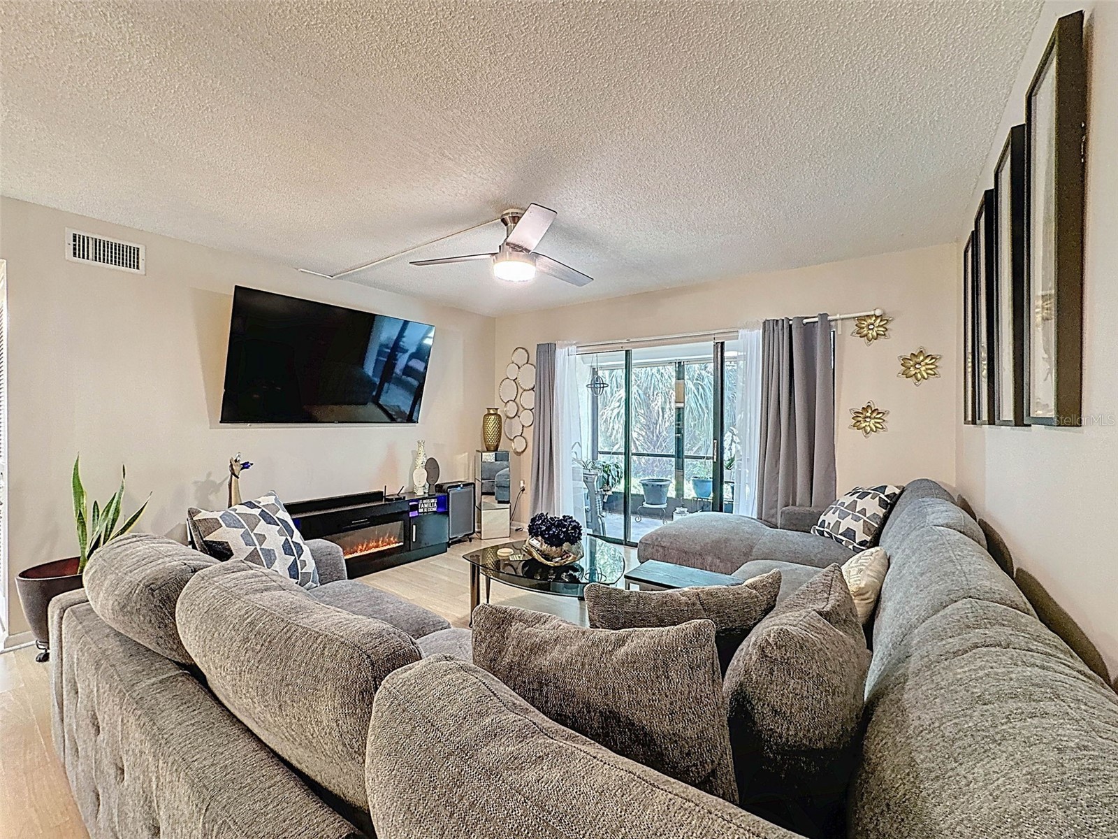 3188 Lake Pine Way S #B1 Tarpon Springs FL 34688 TB8501211 image4