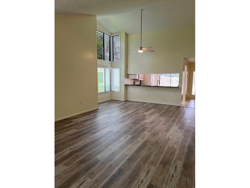 3188 Windrush Bourne #2 Sarasota FL 34235 A4660769 image7