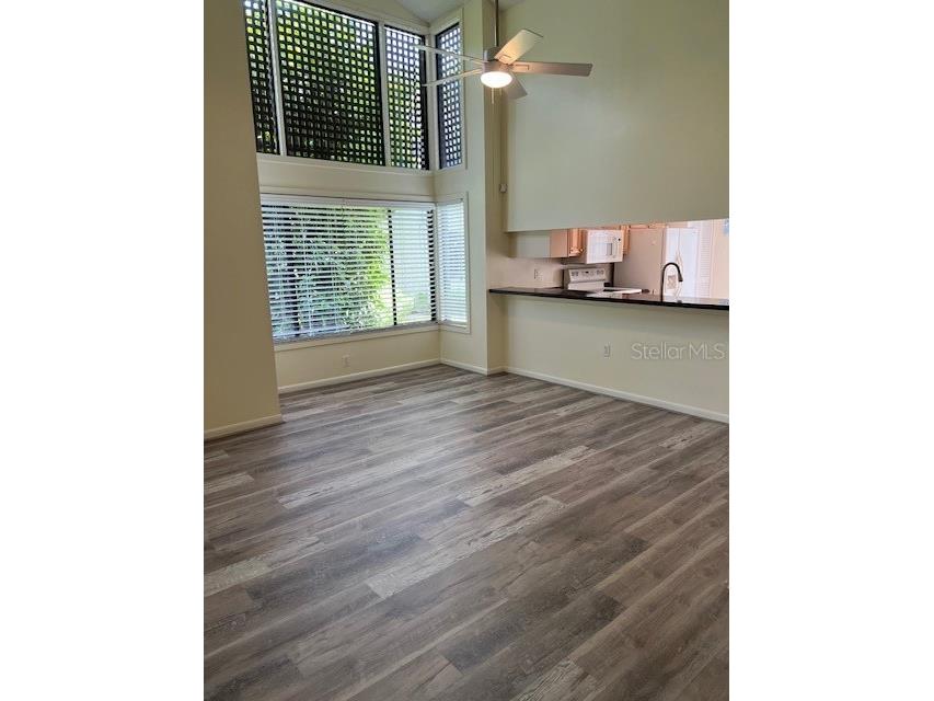 3188 Windrush Bourne #2 Sarasota FL 34235 A4660769 image8