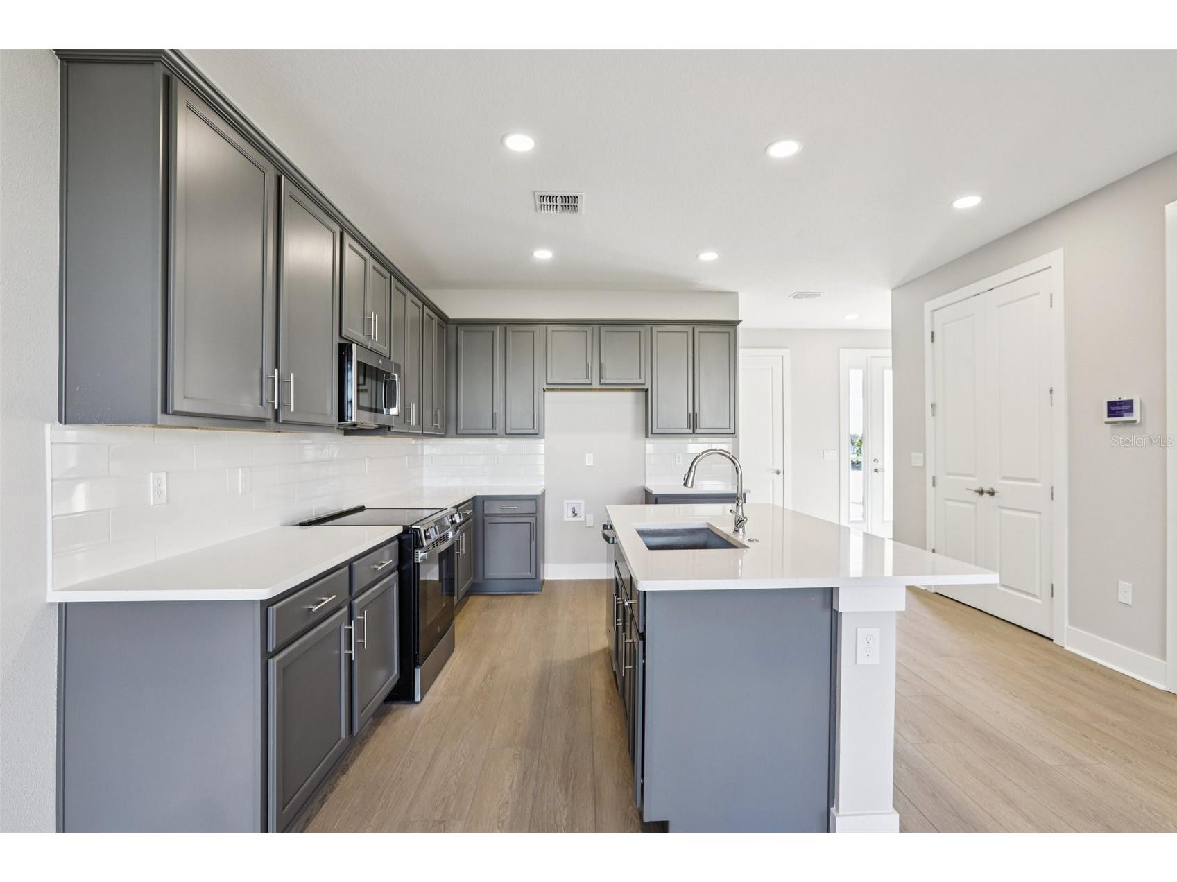 31881 Oyster Pier Court Wesley Chapel FL 33545 TB8443823 image14
