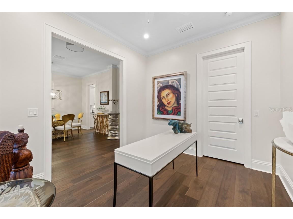 319 12th Avenue NE Saint Petersburg FL 33701 TB8442934 image26