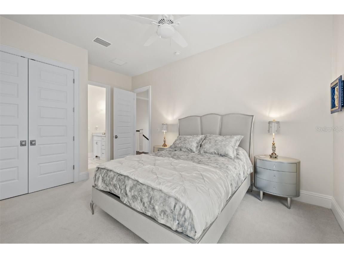 319 12th Avenue NE Saint Petersburg FL 33701 TB8442934 image45