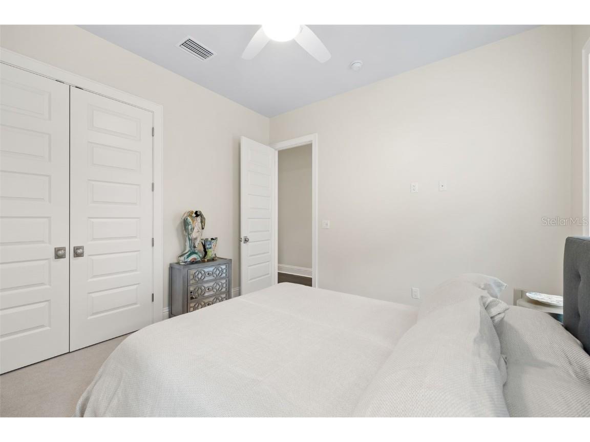 319 12th Avenue NE Saint Petersburg FL 33701 TB8442934 image52