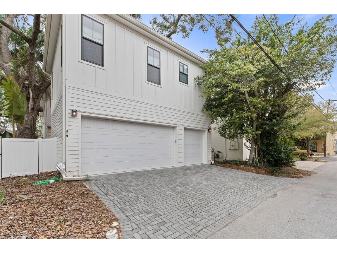 319 12th Avenue NE Saint Petersburg FL 33701 TB8442934 image59