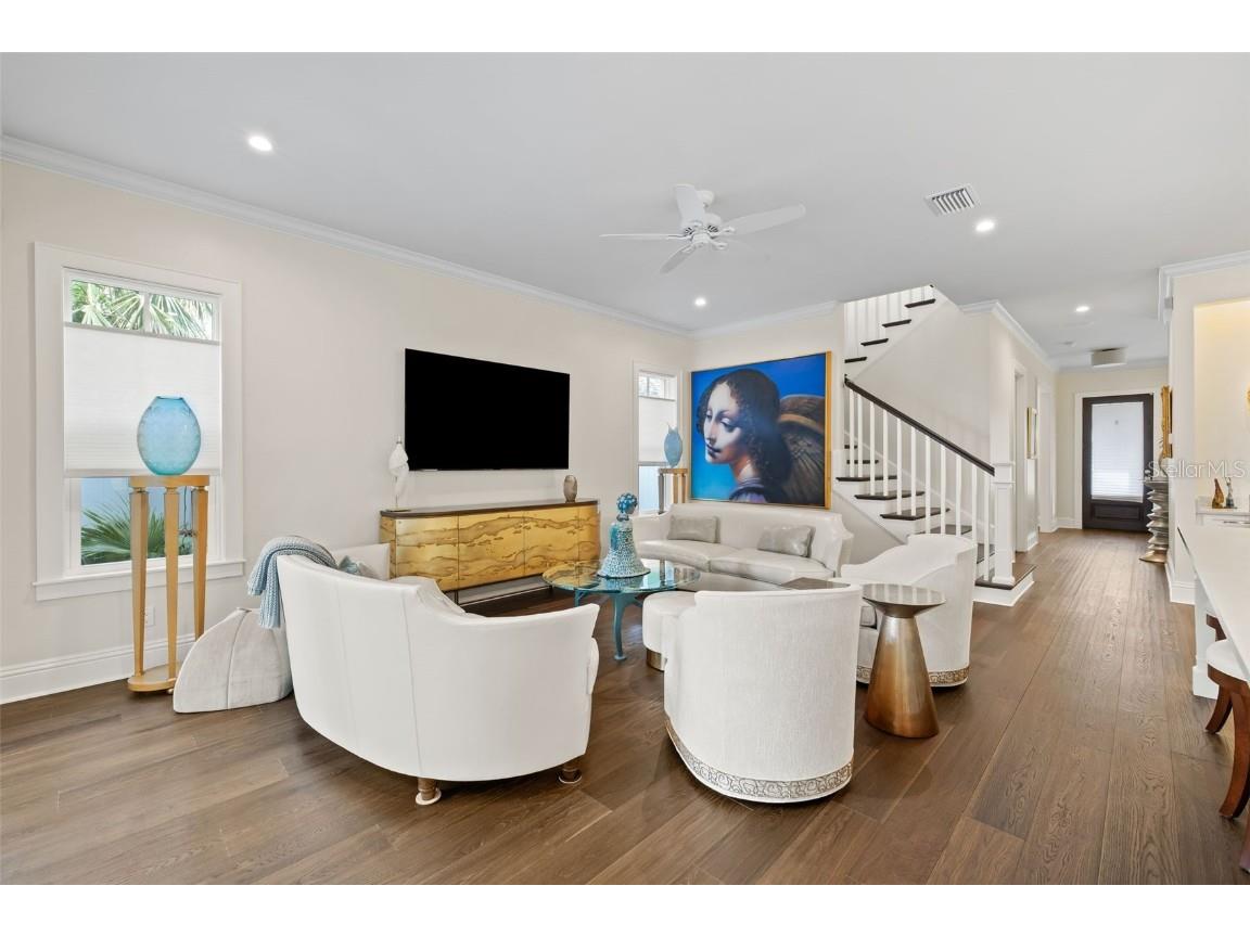 319 12th Avenue NE Saint Petersburg FL 33701 TB8442934 image9