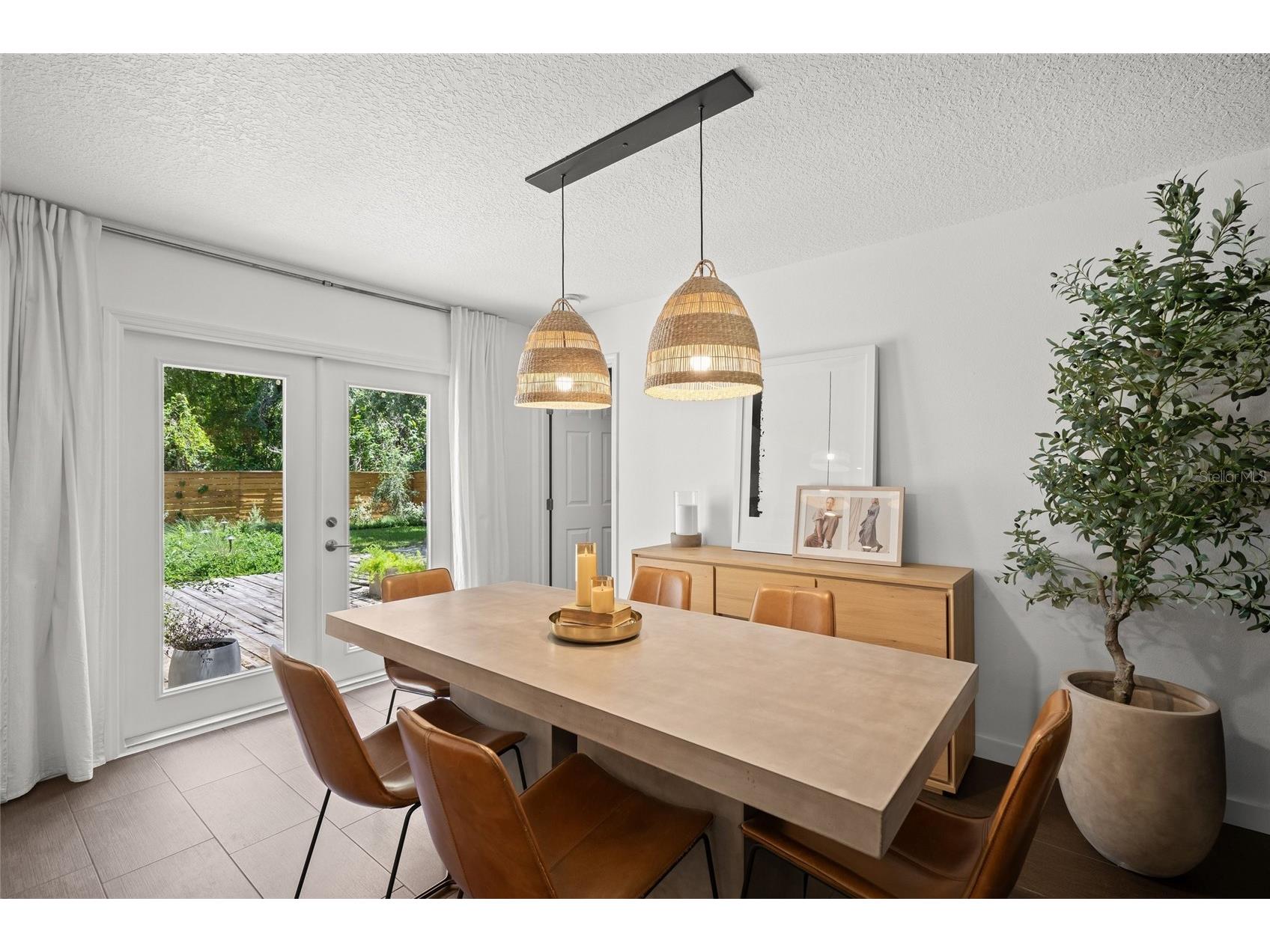 319 Bearded Oaks Circle Sarasota FL 34232 A4699157 image14
