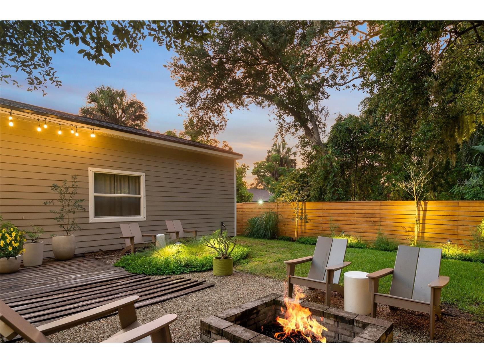319 Bearded Oaks Circle Sarasota FL 34232 A4699157 image2