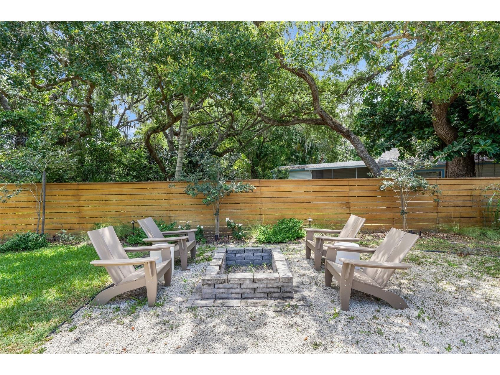 319 Bearded Oaks Circle Sarasota FL 34232 A4699157 image40