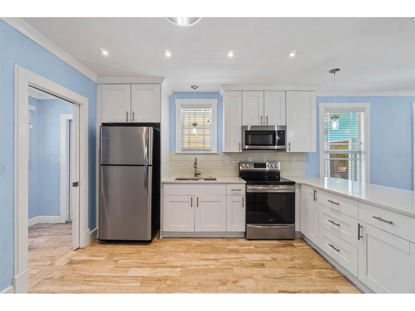 319 Bethel Avenue S Saint Petersburg FL 33705 TB8512805 image10