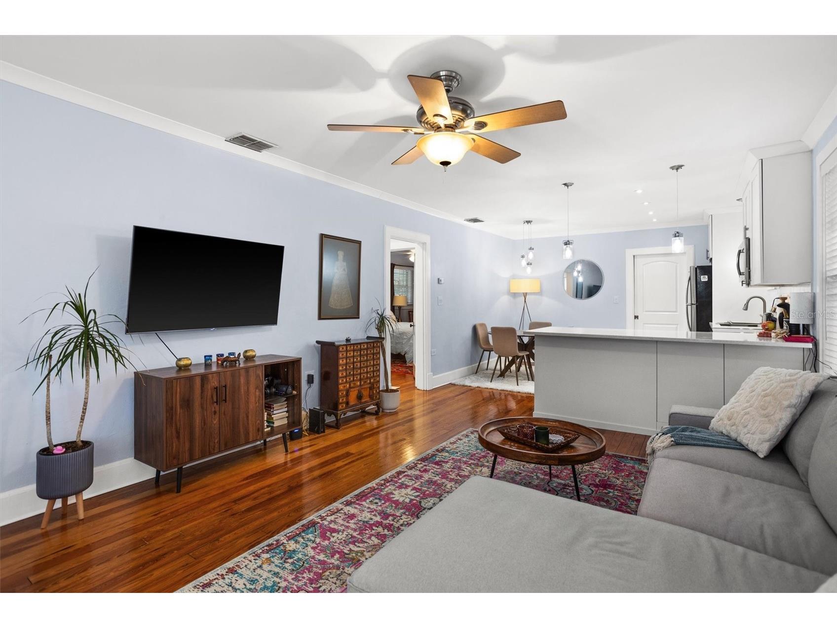 319 Bethel Avenue S Saint Petersburg FL 33705 TB8512805 image7