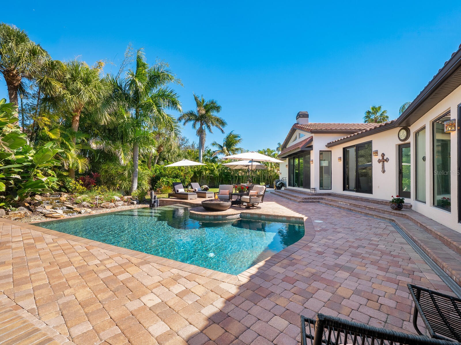 319 Bird Key Drive Sarasota FL 34236 A4684204 image42