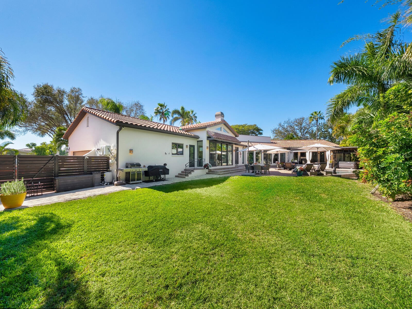 319 Bird Key Drive Sarasota FL 34236 A4684204 image48