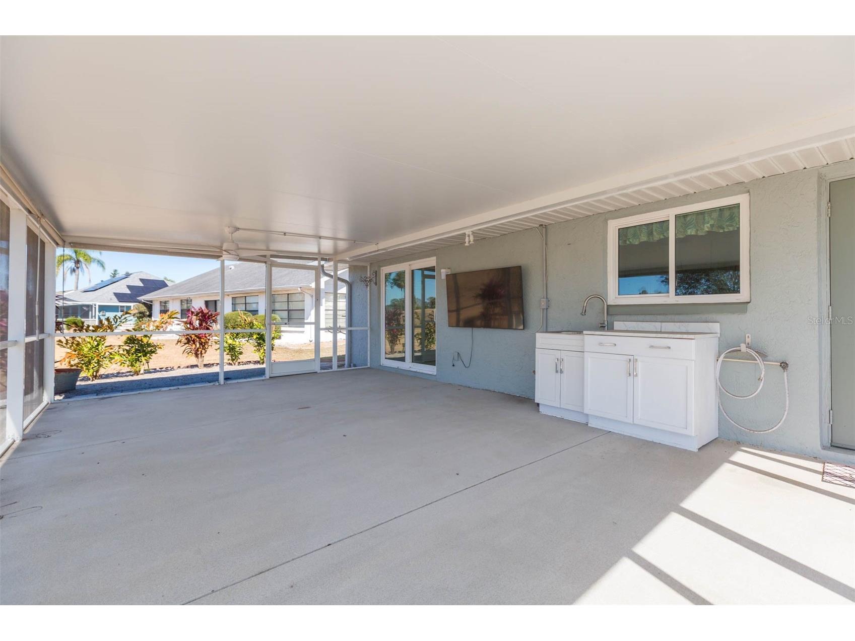 319 Brockfield Drive Sun City Center FL 33573 TB8472640 image39