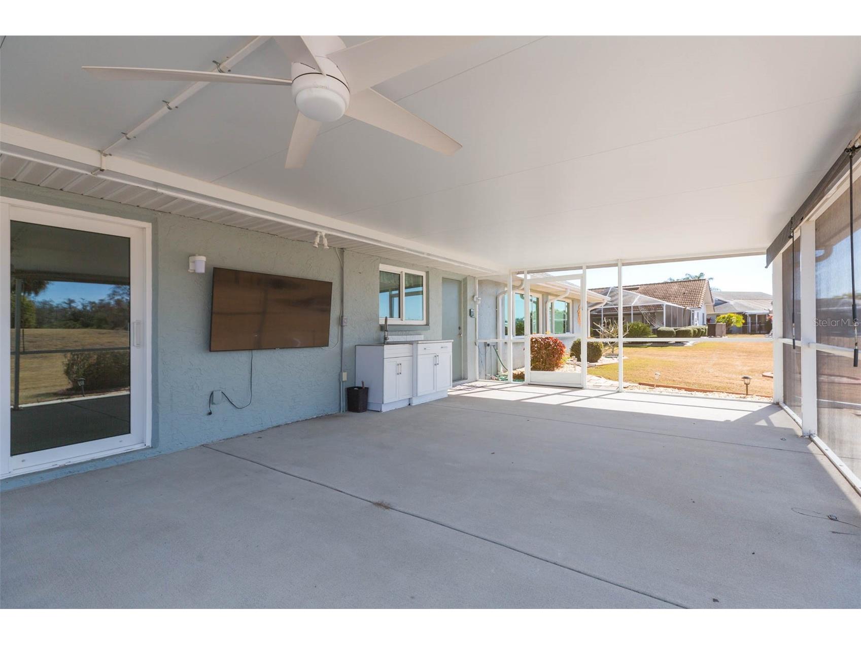 319 Brockfield Drive Sun City Center FL 33573 TB8472640 image40