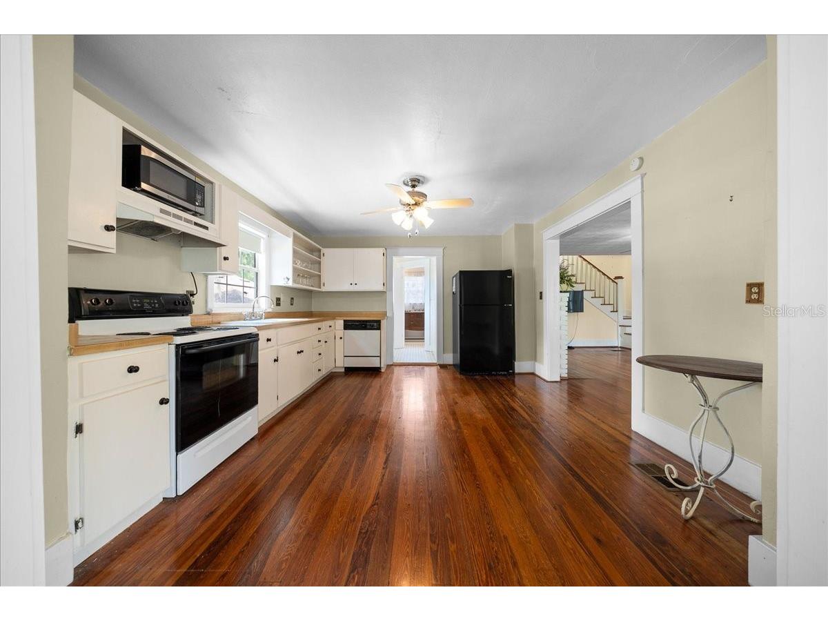 319 Carnation Court Apopka FL 32703 OM725842 image5