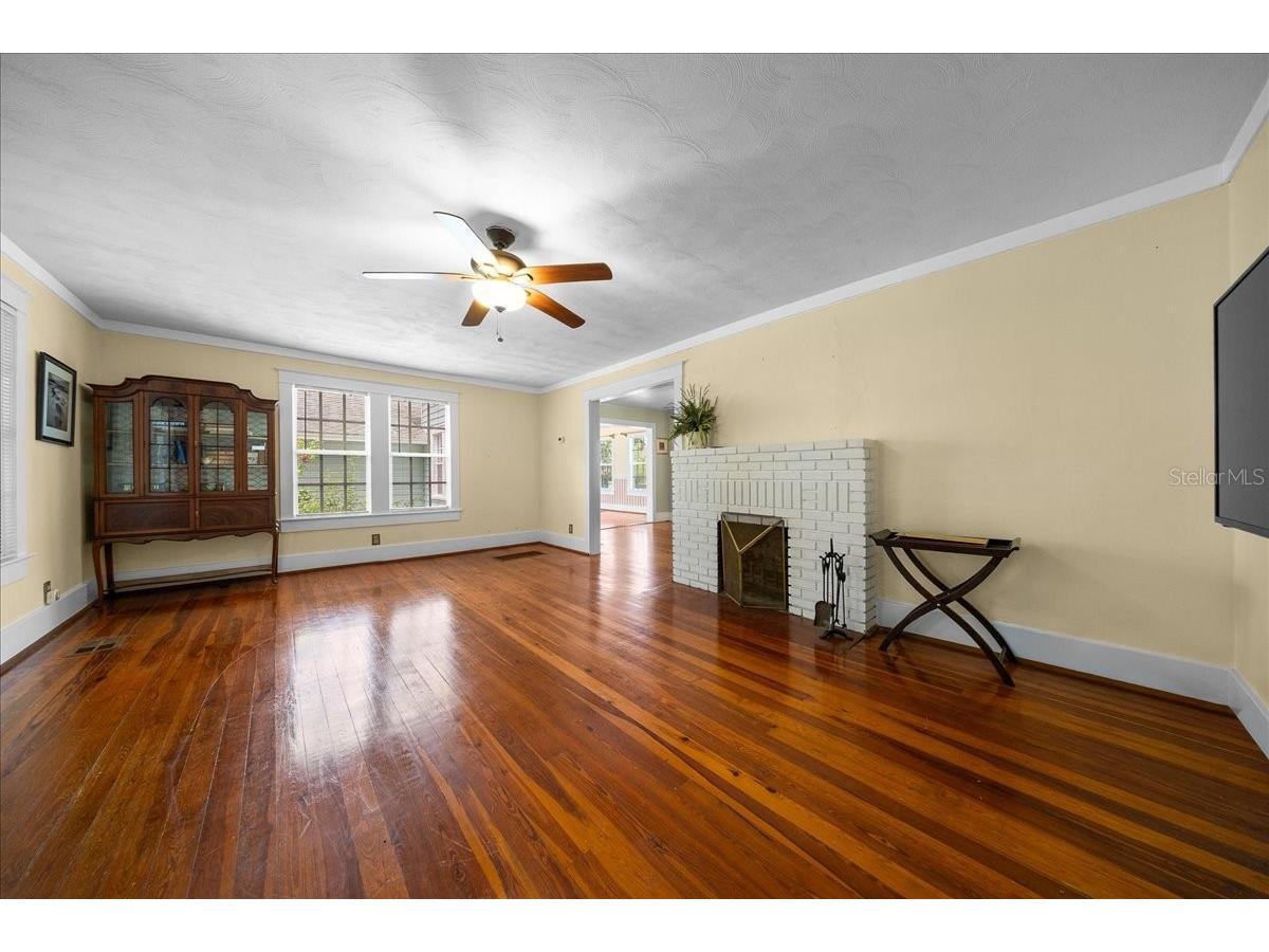319 Carnation Court Apopka FL 32703 OM725842 image8