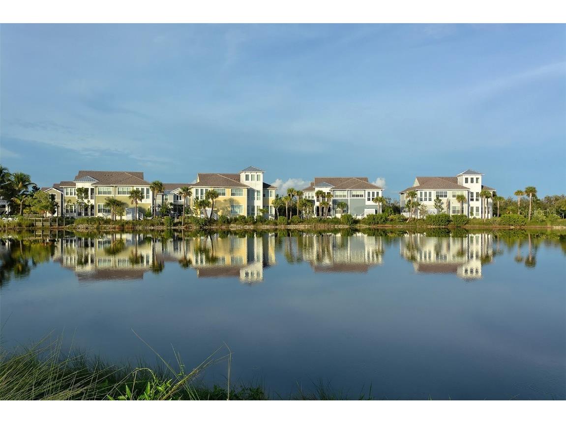 319 Compass Point Drive #201 Bradenton FL 34209 - SAPPHIRE LAKE&ANNA MARIA SOUND A4574728 image1