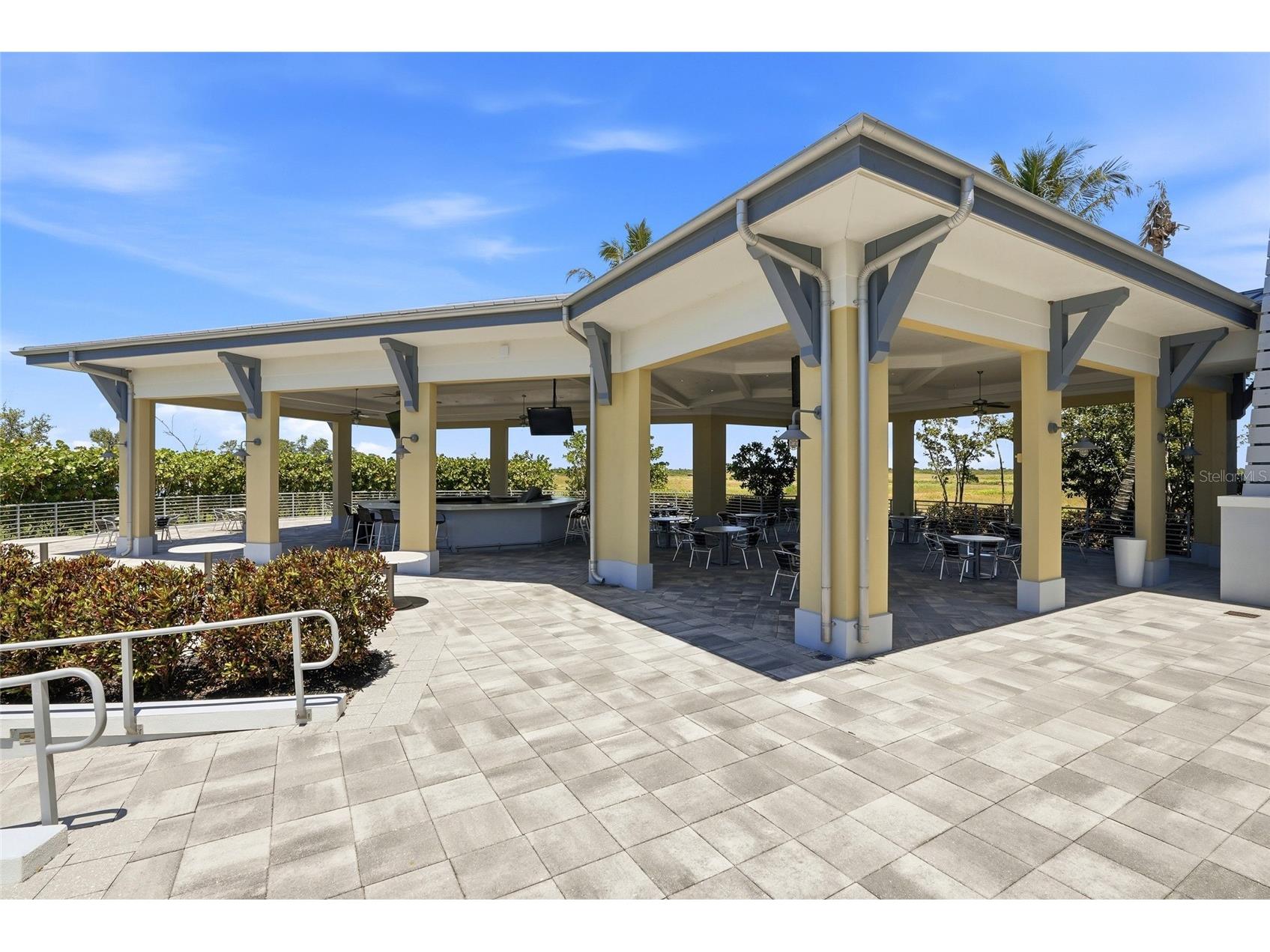 319 Compass Point Drive #201 Bradenton FL 34209 A4691763 image52
