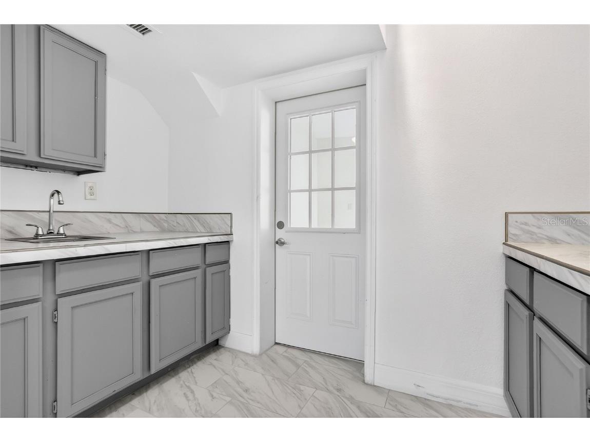 319 Dillon Circle Orlando FL 32822 O6345199 image8