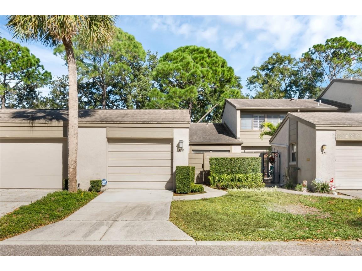 319 Dryberry Way Fern Park FL 32730 - Lake of The Woods O6167819 image1