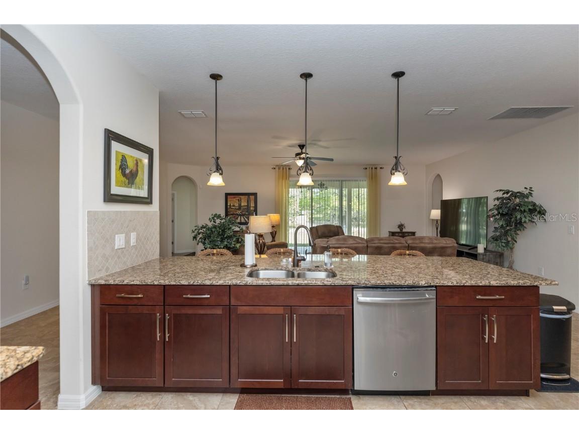 319 E Victoria Trails Boulevard Deland FL 32724 V4941977 image20