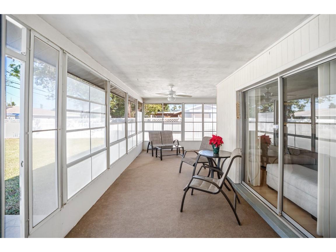 319 Mendez Drive Sarasota FL 34243 A4674239 image11