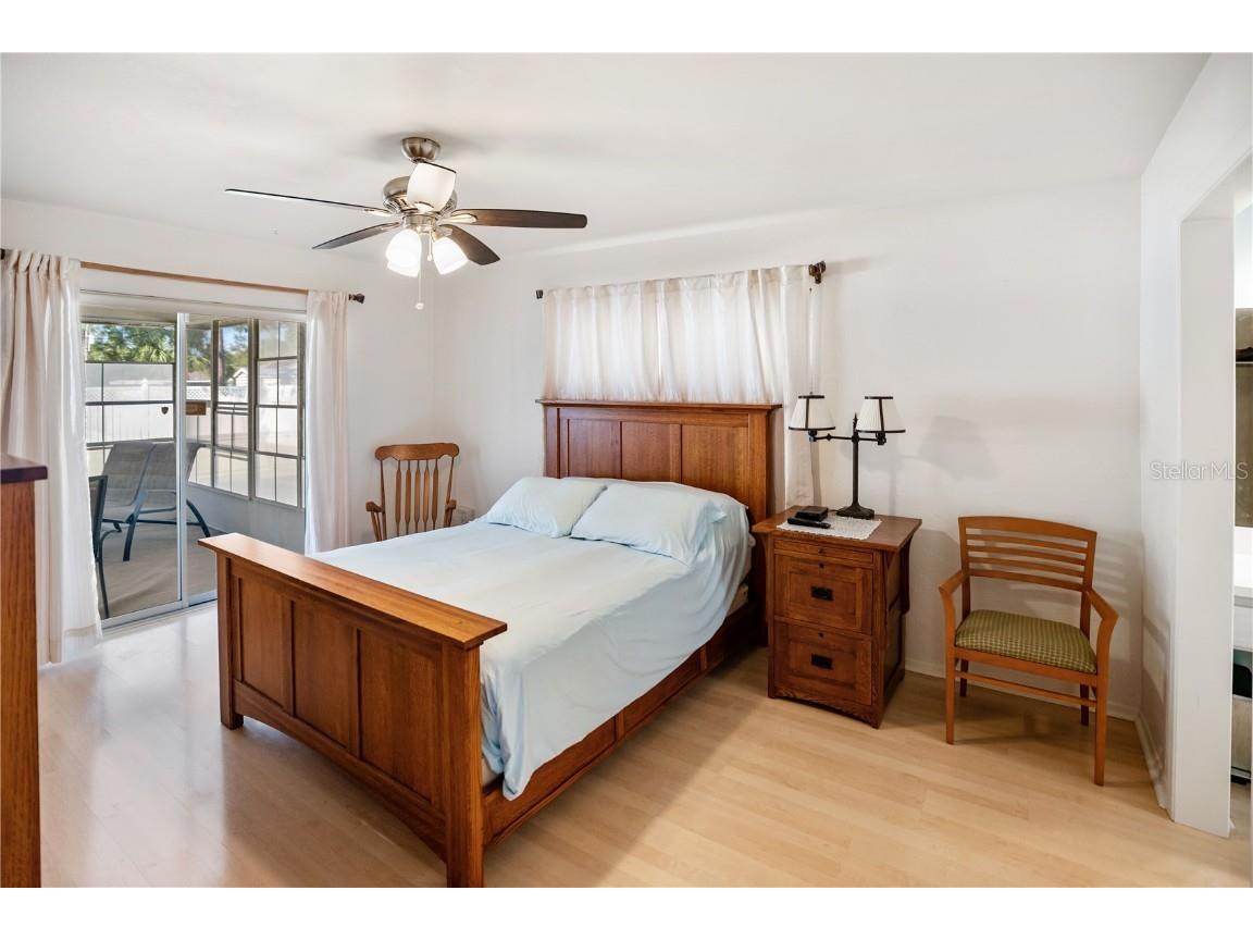 319 Mendez Drive Sarasota FL 34243 A4674239 image7