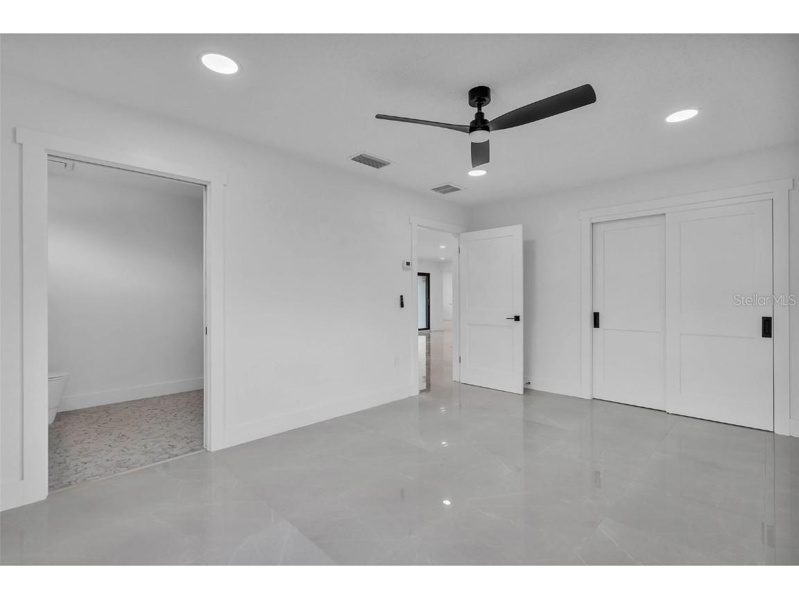 319 Midway Island Clearwater Beach FL 33767 - MANDALAY CHANNEL TB8393029 image21