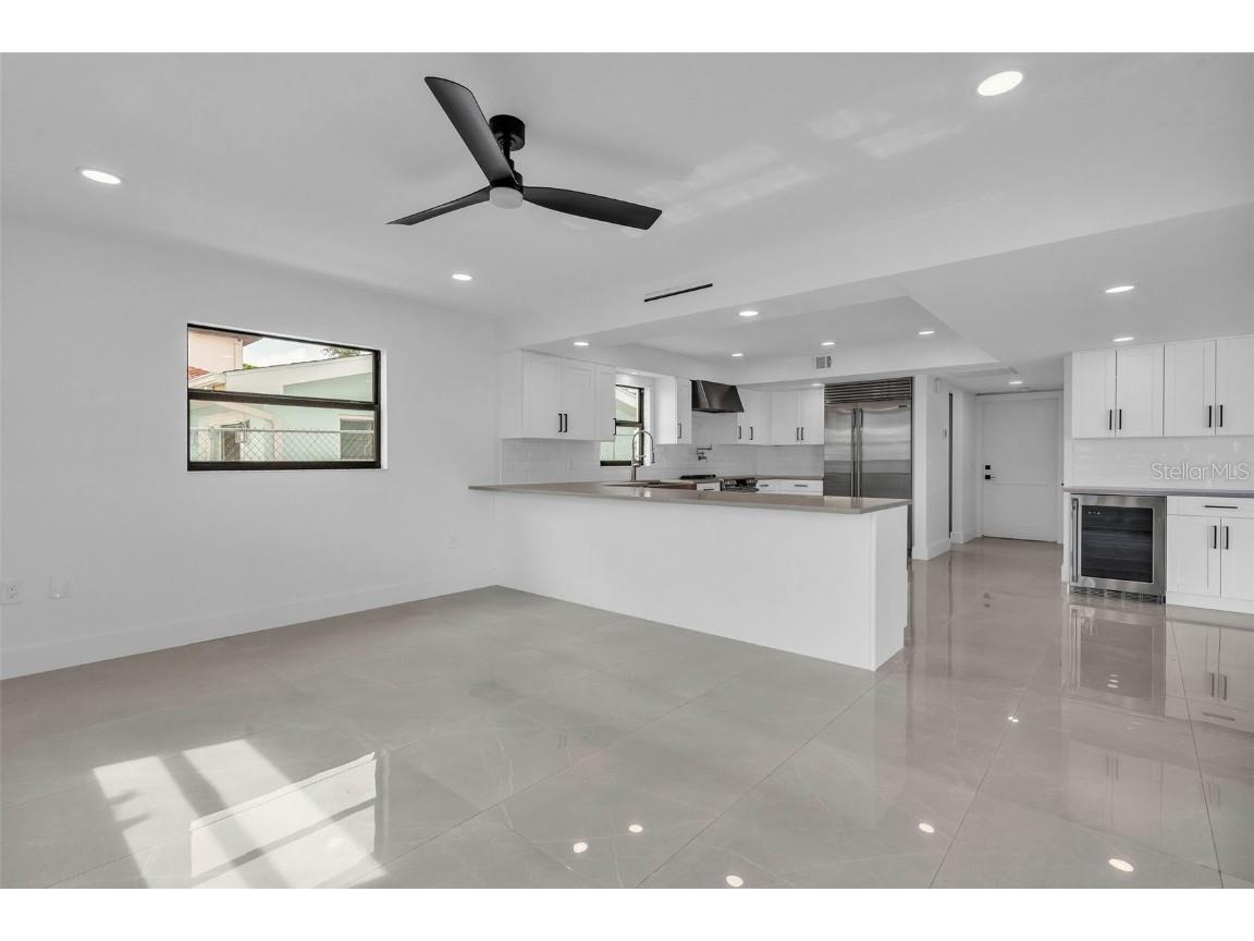 319 Midway Island Clearwater Beach FL 33767 - MANDALAY CHANNEL TB8393029 image29