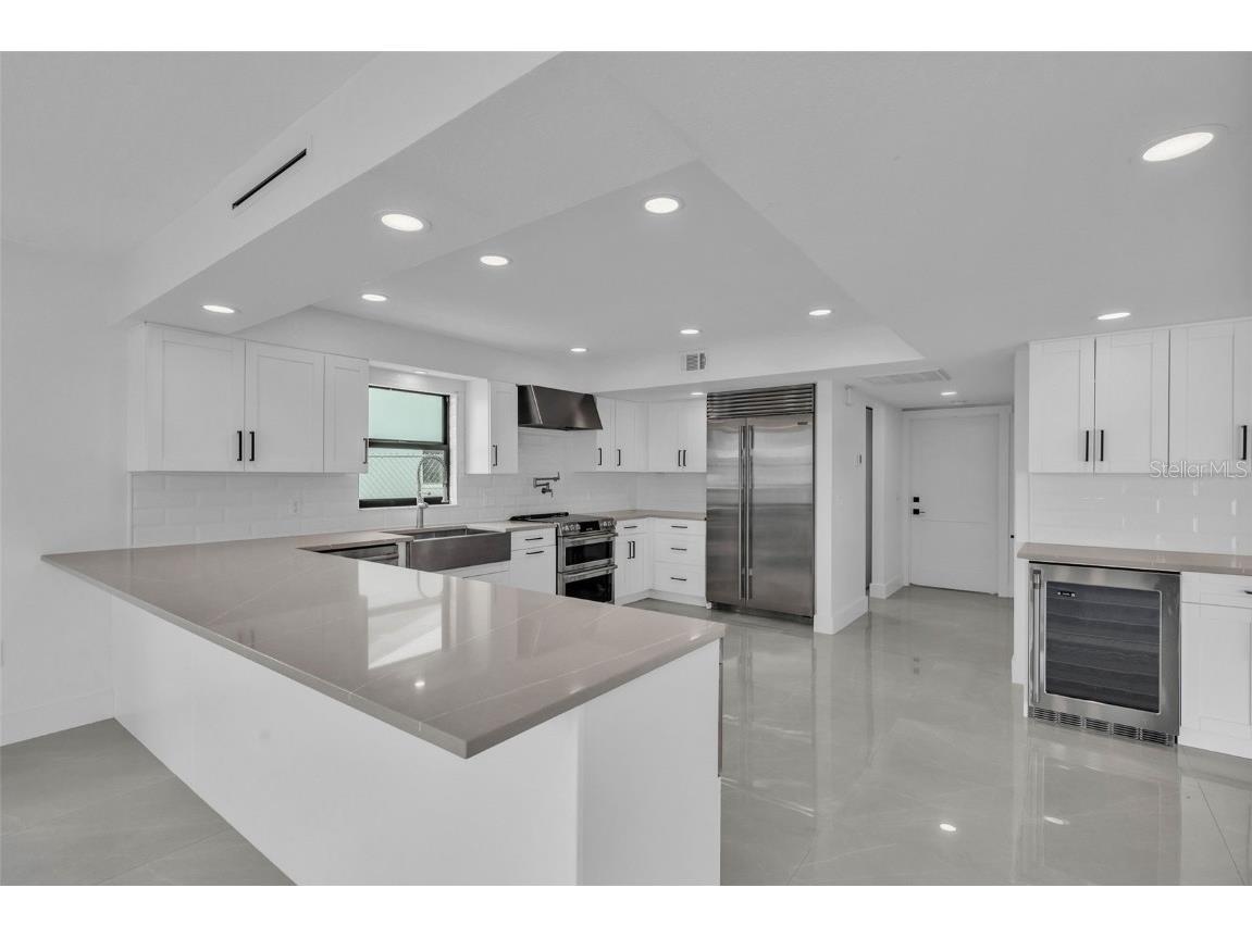 319 Midway Island Clearwater Beach FL 33767 - MANDALAY CHANNEL TB8393029 image34