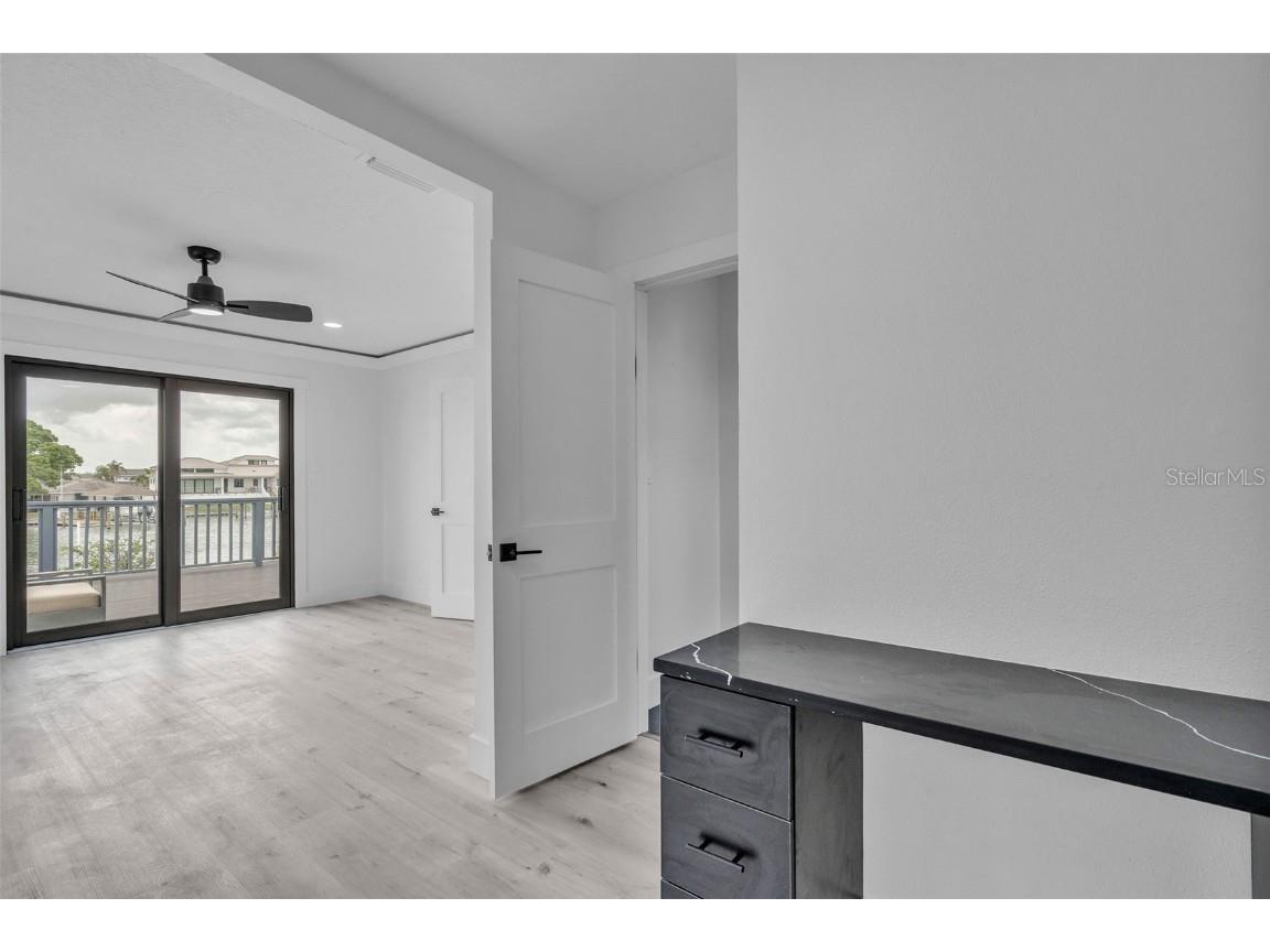 319 Midway Island Clearwater Beach FL 33767 - MANDALAY CHANNEL TB8393029 image37