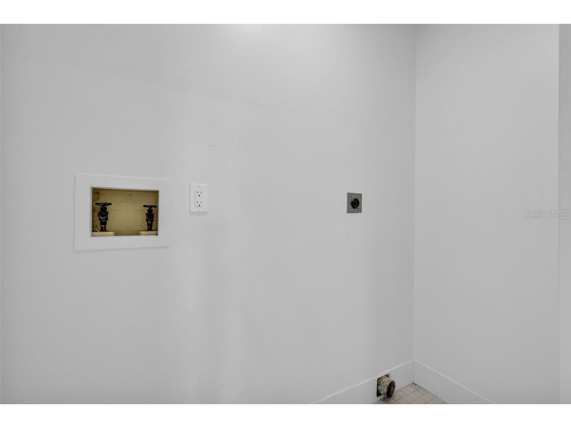 319 Midway Island Clearwater Beach FL 33767 - MANDALAY CHANNEL TB8393029 image51