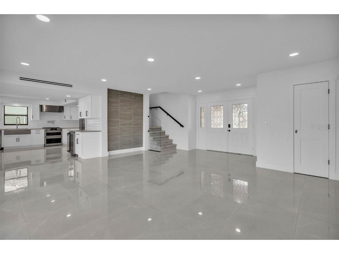 319 Midway Island Clearwater Beach FL 33767 - MANDALAY CHANNEL TB8393029 image9