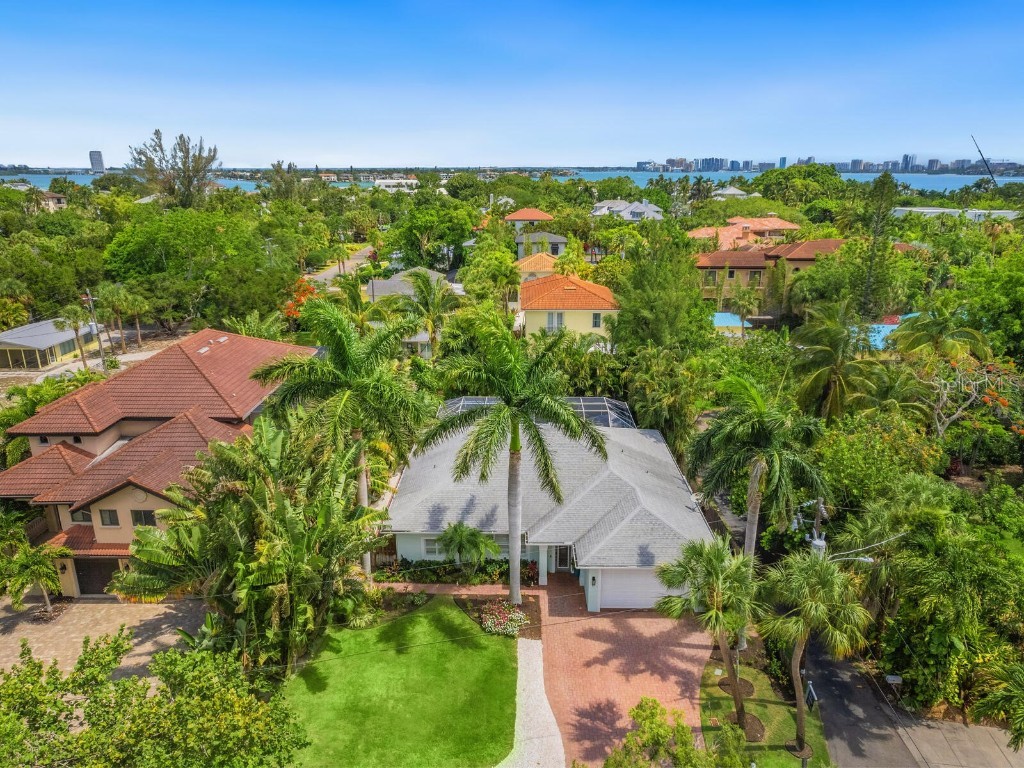 319 Ogden Street Sarasota FL 34242 A4594481 image1