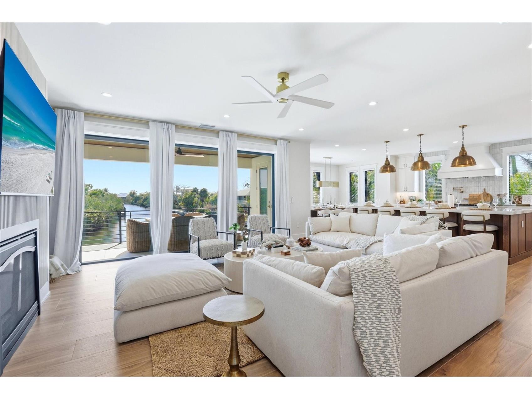 319 Tarpon Street Anna Maria FL 34216 - BIMINI BAY A4684329 image8