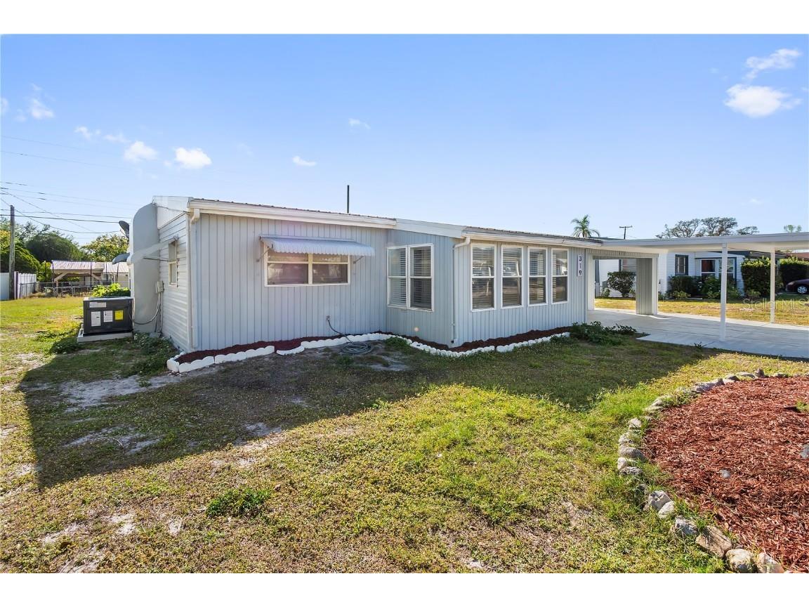 319 Thomas Avenue Frostproof FL 33843 P4936331 image1