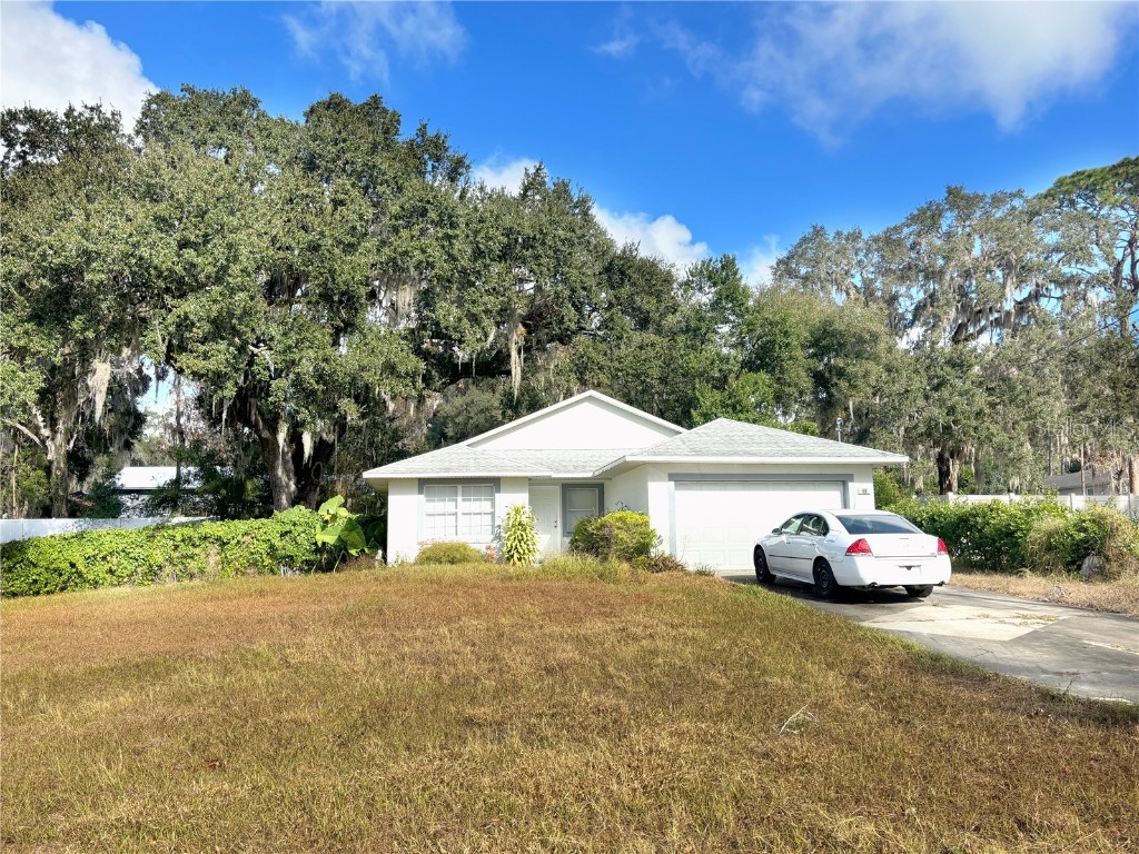 319 W Lady Lake Boulevard Lady Lake FL 32159 O6266215 image1