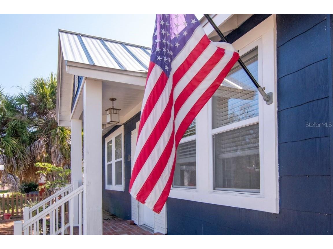 319 W Lemon Street Tarpon Springs FL 34689 TB8444915 image1