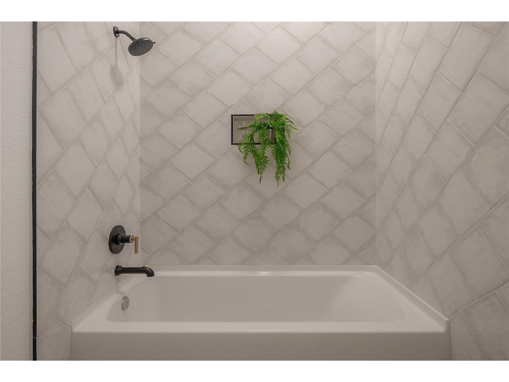 319 W South Avenue Tampa FL 33603 TB8465863 image31