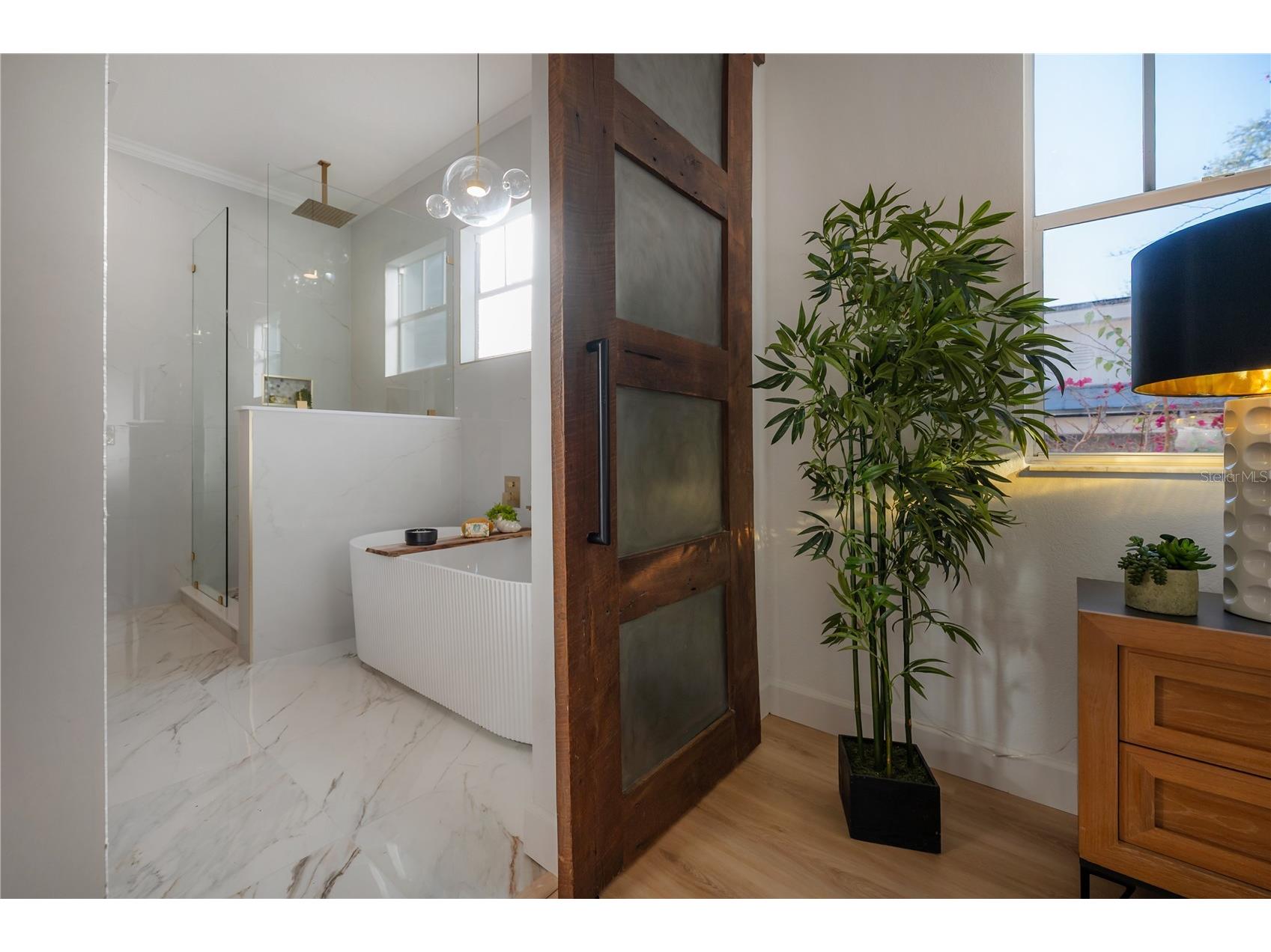 319 W South Avenue Tampa FL 33603 TB8465863 image37