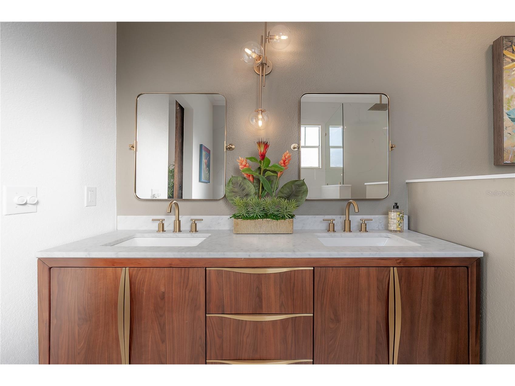 319 W South Avenue Tampa FL 33603 TB8465863 image39