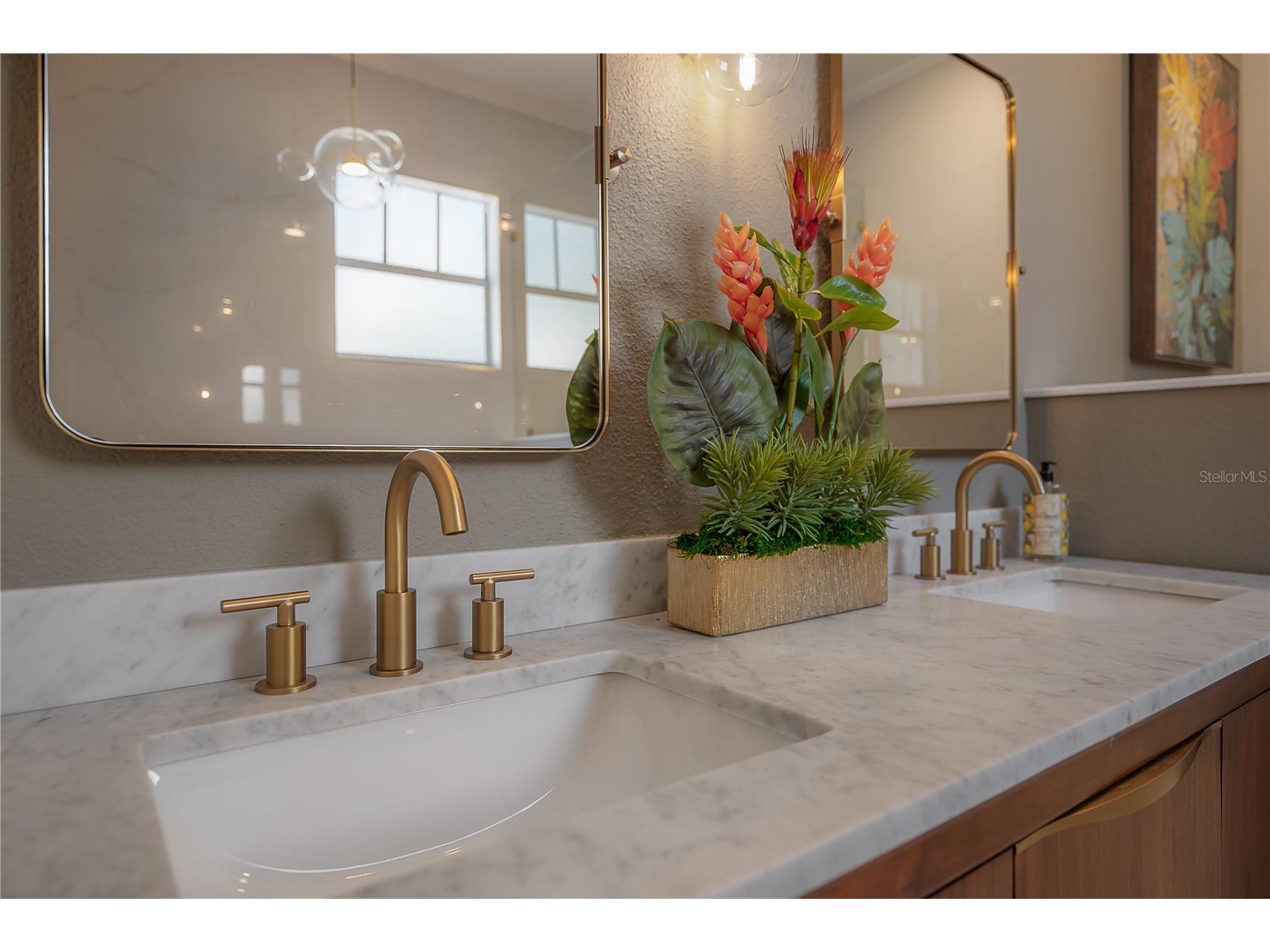 319 W South Avenue Tampa FL 33603 TB8465863 image40