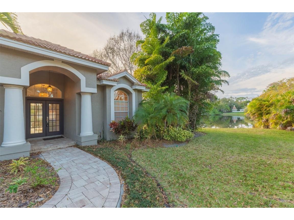 3194 Meadow View Lane Palm Harbor FL 34683 U8190157 image1