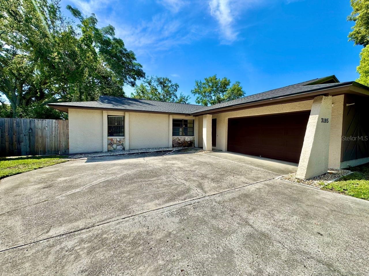3195 Chamblee Lane Clearwater FL 33759 TB8526189 image2