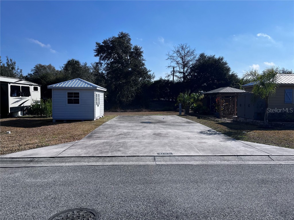 3195 NE 101st Terrace Silver Springs FL 34488 - OCKLAWAHA RIVER O6271663 image1