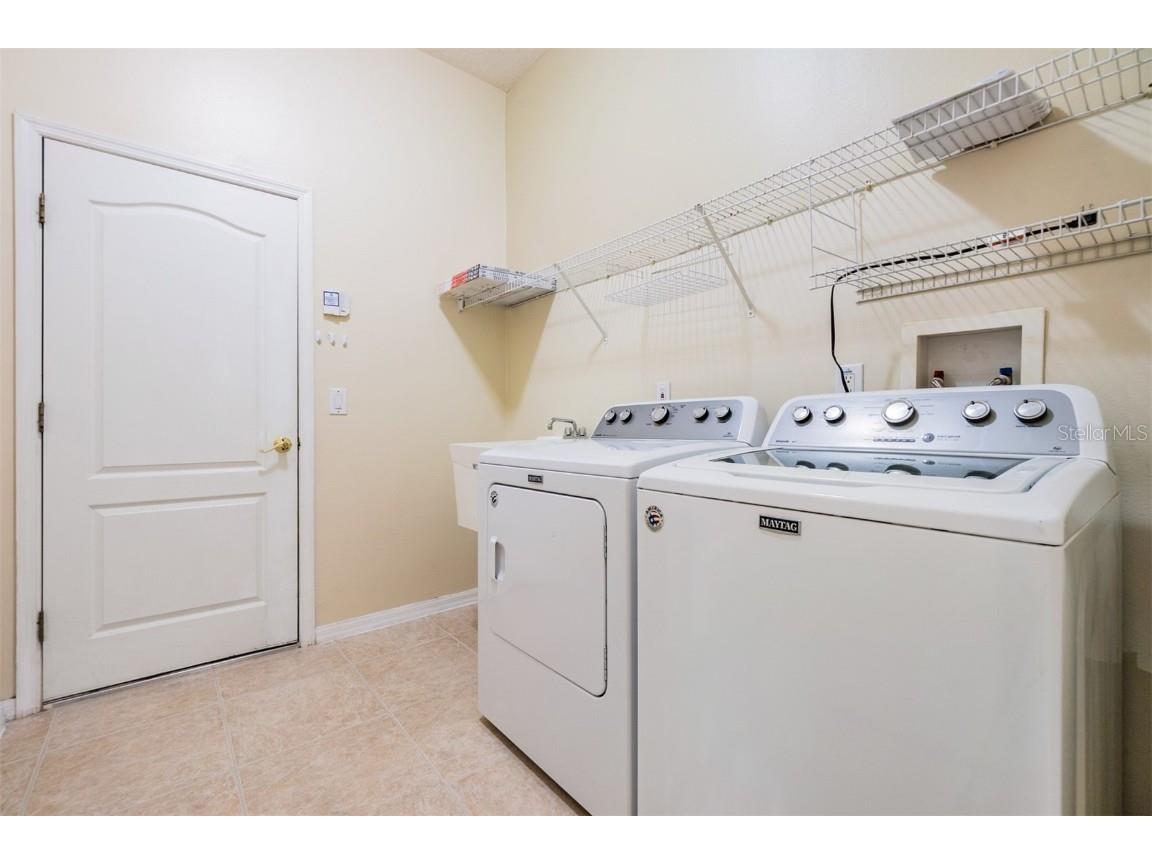 32 Camelot Ridge Drive, Brandon, FL, 33511 MLS T3509153 Edina Realty