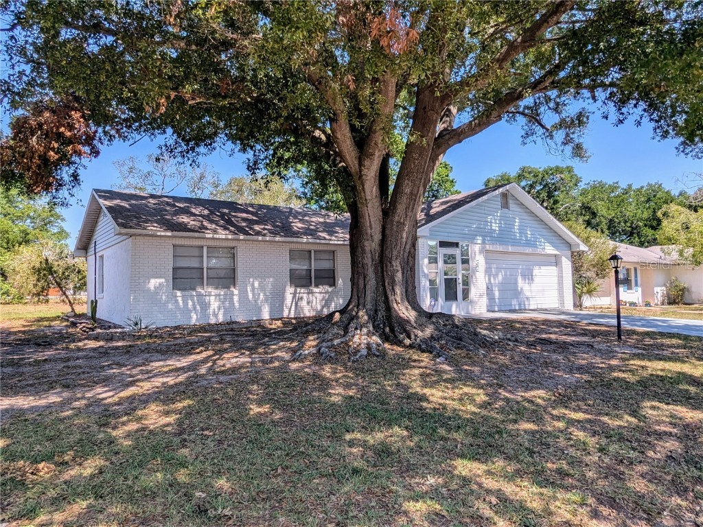 32 Cedar Drive Davenport FL 33837 P4934523 image1